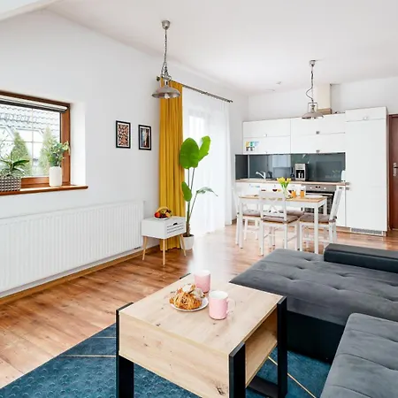 Kora Cieplice Apartman *