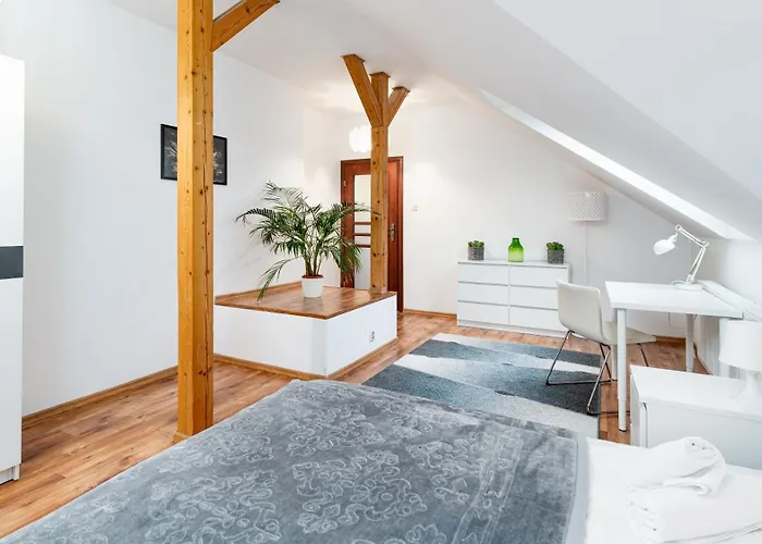 Kora Cieplice * Еленя-Гура