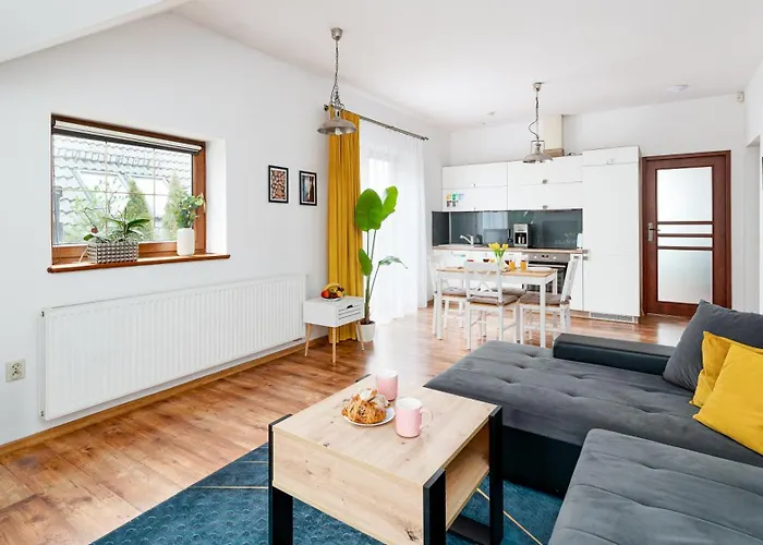 Kora Cieplice Апартаменты *